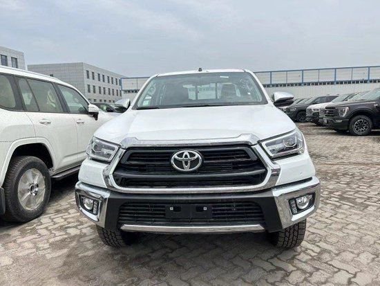 23款丰田海拉克2.8T柴油现车35万最低价