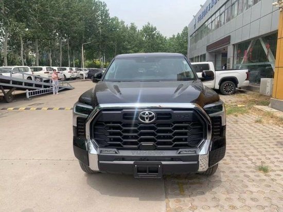 23款丰田坦途低配价格40余万现车手续齐