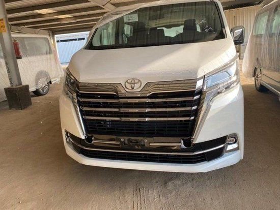 23款丰田格兰维亚柴油汽油现车55万起售