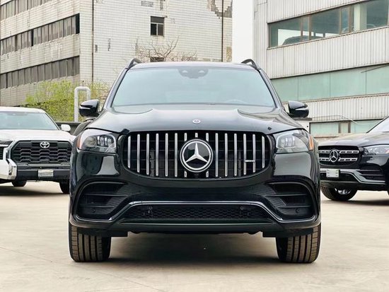 全新一代奔驰GLS63极具科技感配置报价