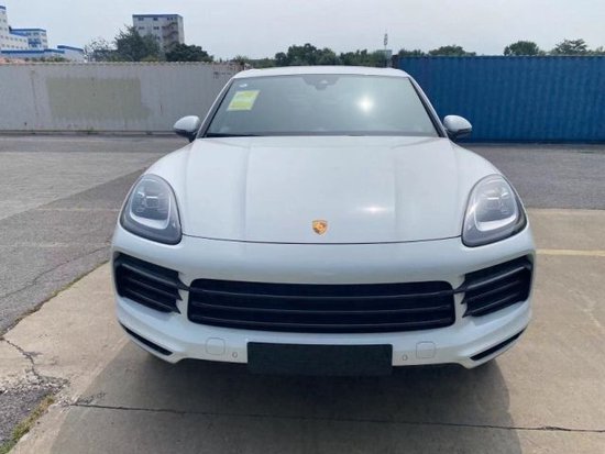 23款加版保时捷卡宴3.0T铂金底价105万