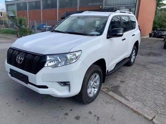 23款丰田霸道柴油2800低价销售全国上牌