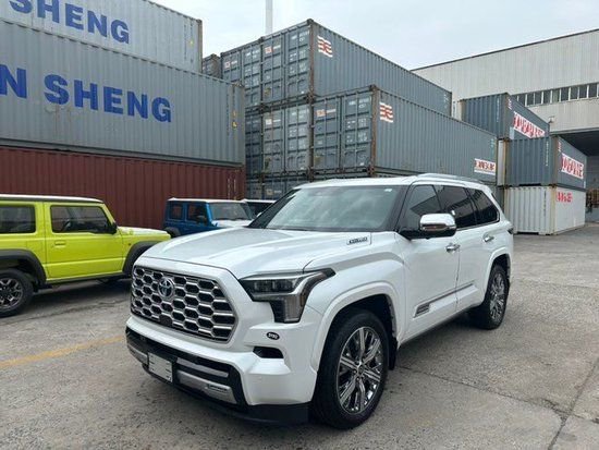 2023款丰田红杉本月大促钜惠90余万色全