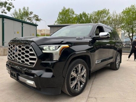 天津保税区23款丰田红杉3.5T现车最低价