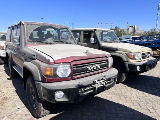 丰田酷路泽LC76 70周年纪念全国上牌