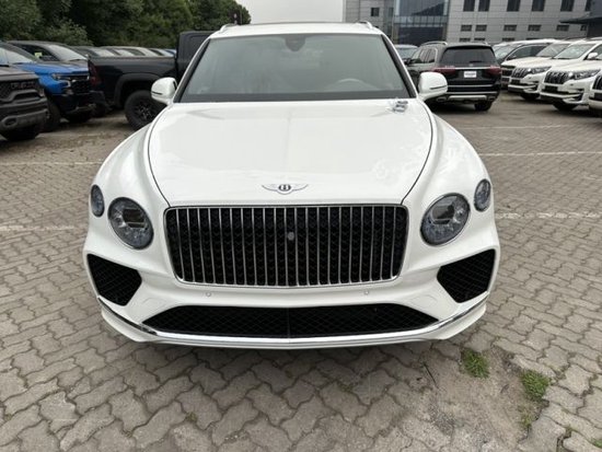 2023款宾利添越豪华SUV有哪些配置售价