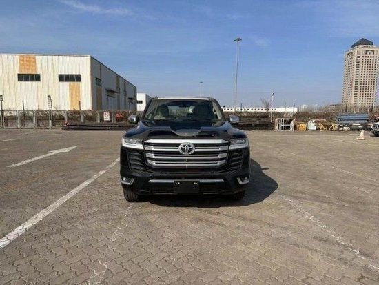 2022款丰田酷路泽4000VXR 特价80万