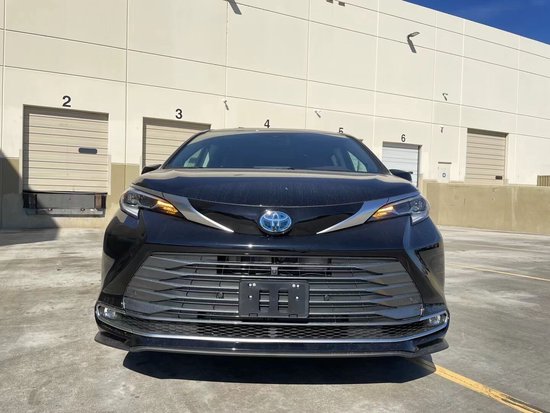 2022款丰田塞纳2.5L平行进口车性能详解