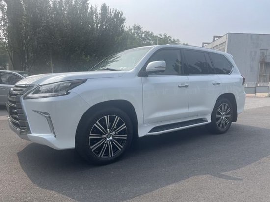 21款雷克萨斯LX570绝版现车180余万起