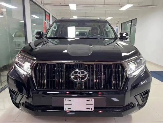 2023款丰田霸道2800柴油版国庆促销中