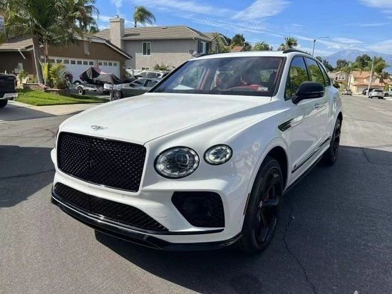 2023款宾利添越S 4.0T现车最新价格行情