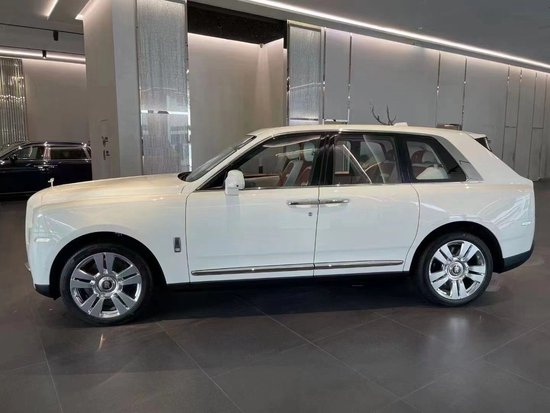 天津港进口车22款劳斯莱斯BB版