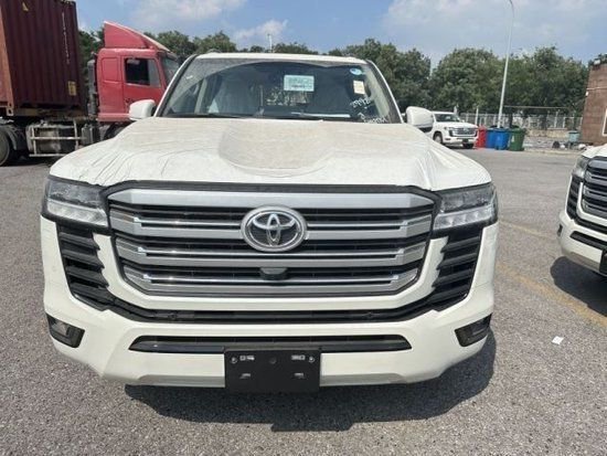 23款丰田酷路泽LC300 80多万越野必选