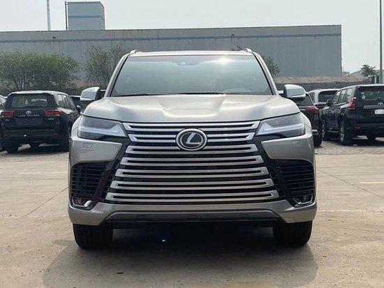 23款雷克萨斯LX600港口促销价149万