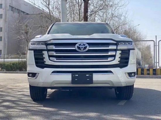 2023款丰田酷路泽LC300 4.0L售70多万