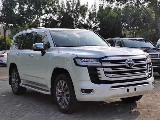 23款酷路泽LC300 3.3柴油钜惠10万起