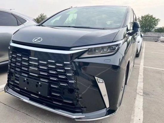24款全新雷克萨斯LM现车到店2.4T发动机