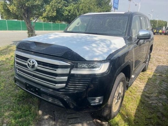 23款丰田酷路泽3.5T现车价格稳定85万起