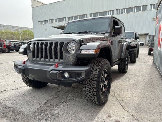 牧马人两门平行进口现车38.5万可零首付