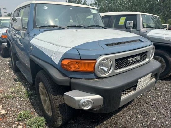 2023款丰田FJ酷路泽王者归来底价出售