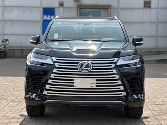 2023款雷克萨斯LX600港口现车降价促销