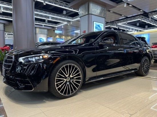 2023款奔驰S500现车最新优惠促销可分期