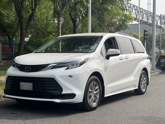 23款丰田塞纳独有四驱版限时好价配置全