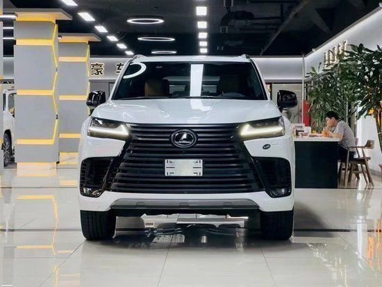 23款雷克萨斯LX600展厅现车国六特卖促销