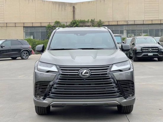 2023款雷克萨斯LX600配置齐全现车优惠