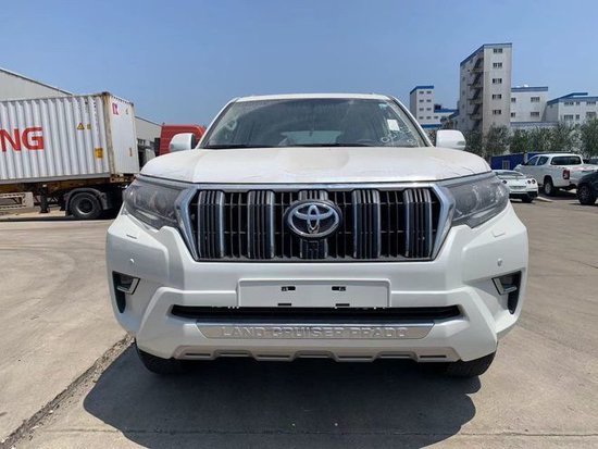 2023款丰田霸道4000港口现车特价优惠