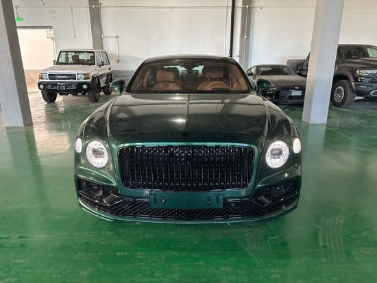 23款宾利飞驰V8雅度版五座港口最新报价