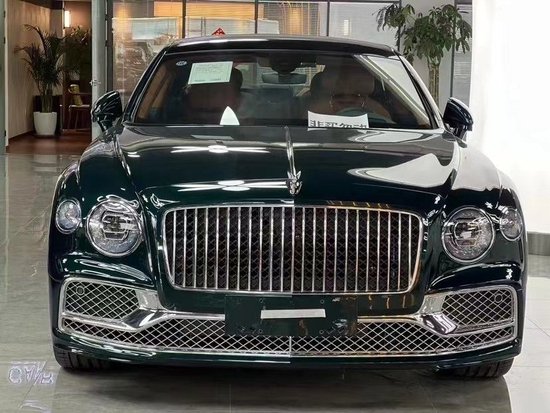 宾利飞驰插电混动2.9T港口最新报价