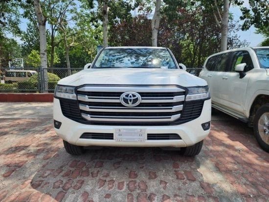 23款丰田酷路泽3.5TT现车84万港口底价