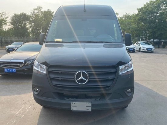 23款奔驰斯宾特2.0T汽油港口11月优惠价