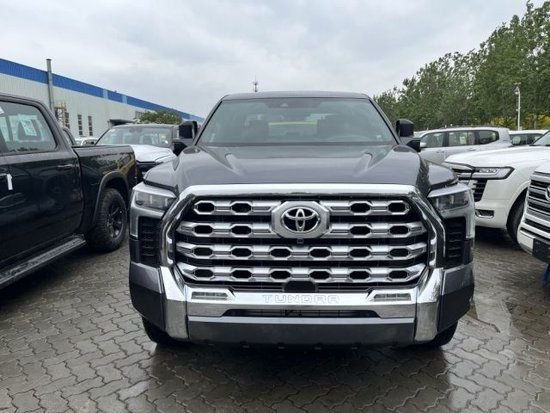 向往远方从它开始23款丰田坦途1794版