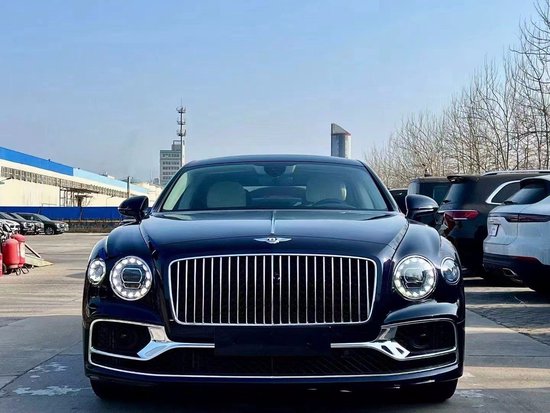 2023款平行进口宾利添越 优惠让利60万