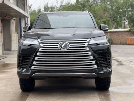 23款雷克萨斯LX600七座现车优惠140万起
