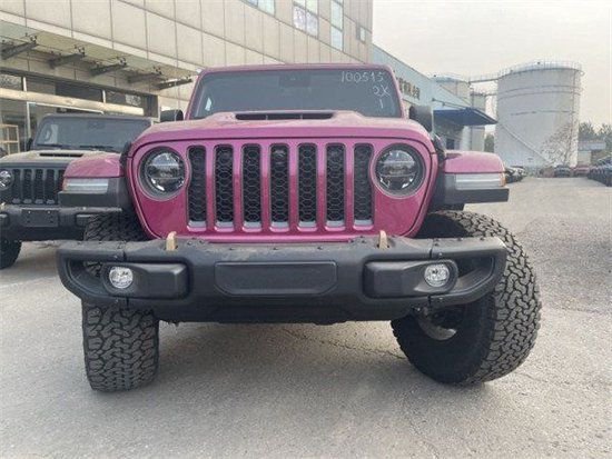 2023款吉普牧马人6.4L罗宾汉392零首付