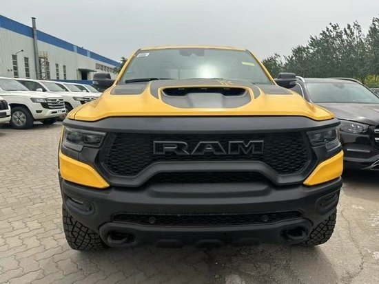 道奇霸王龙6.2T浩劫版港口报价105万