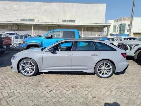 2023款奥迪RS6 天津港年底特惠价格
