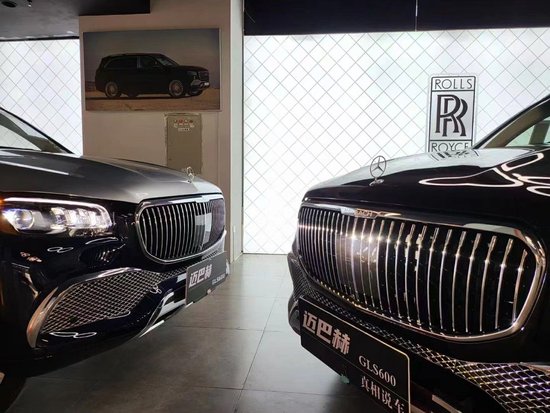 添加本人微信朋友圈每天更新大量平行进口车新车上市,配置、报价、图片