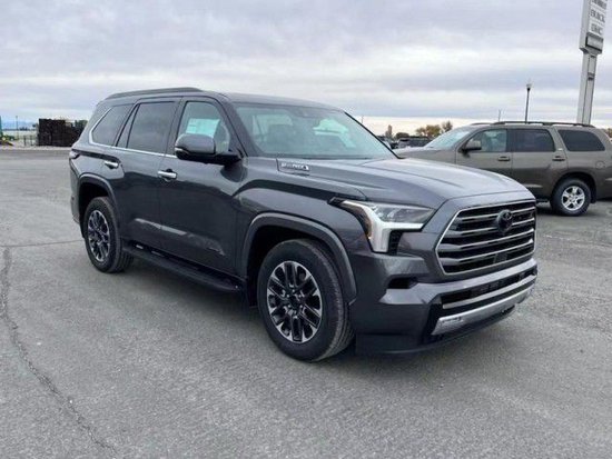 23款丰田红杉铂金版的都版港口现车价格