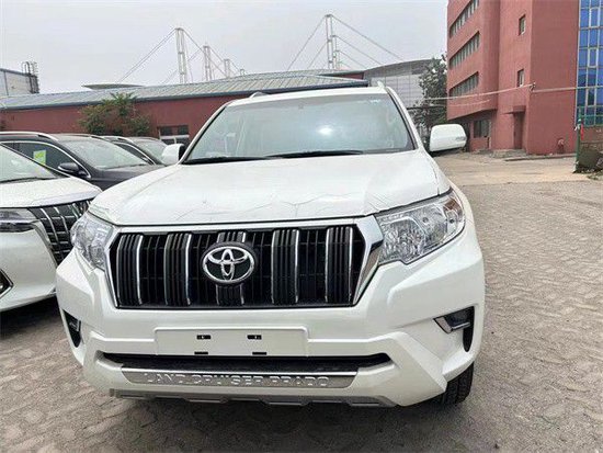 丰田霸道4000港口价格直降62万起抢购中