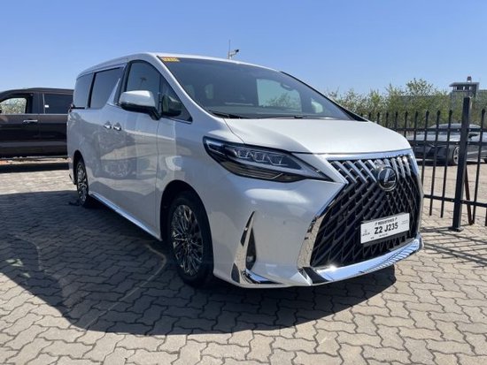 23款雷克萨斯LM350菲律宾版四座西安行情