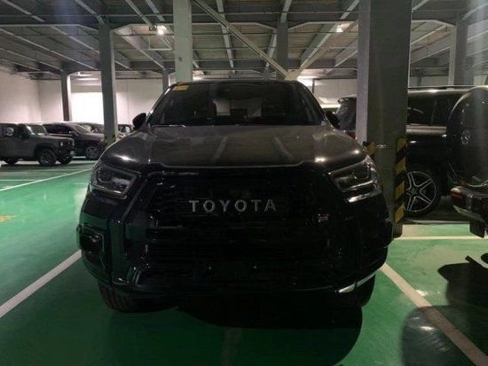 23款丰田海拉克斯不死鸟 带TOYOTA中网