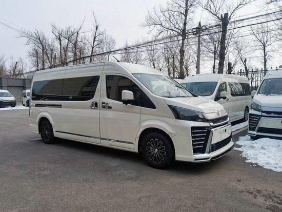 24款丰田进口商务海狮奢华六座天津现车