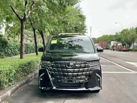 2024款丰田埃尔法最新行情报价80万起