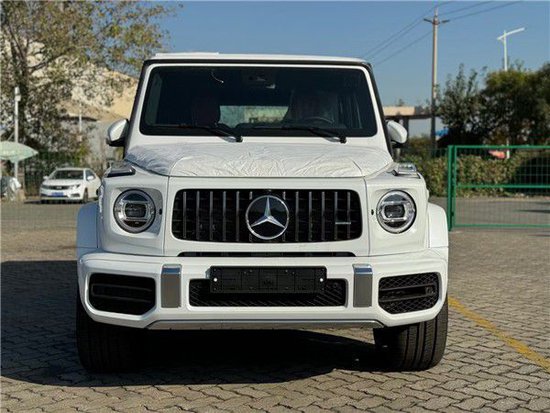23款韩版奔驰G63港口现车抄底价格出售