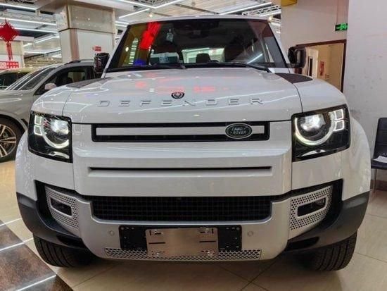 2023款路虎卫士110四门 天津现车75万