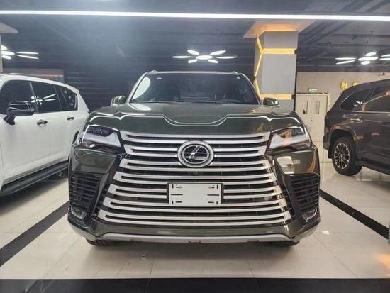 23款雷克萨斯LX600 特价140万起惊喜福利